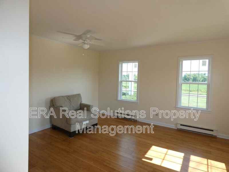 6590 E New Market Rd - Photo 3 of 15