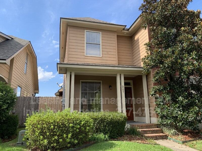 207 Harbor Bend Blvd - Photo 2 of 21