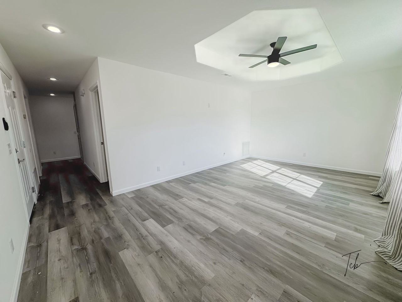11 Holly Dr #B - Photo 5 of 33