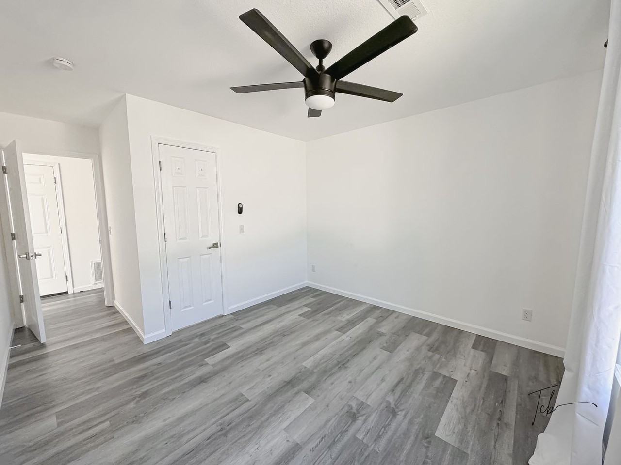 11 Holly Dr #B - Photo 7 of 33