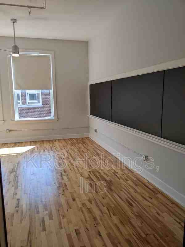 306 N Road St #202 - Photo 2 of 5