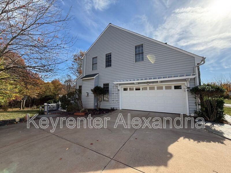 13568 Heritage Farms Dr - Photo 7 of 50