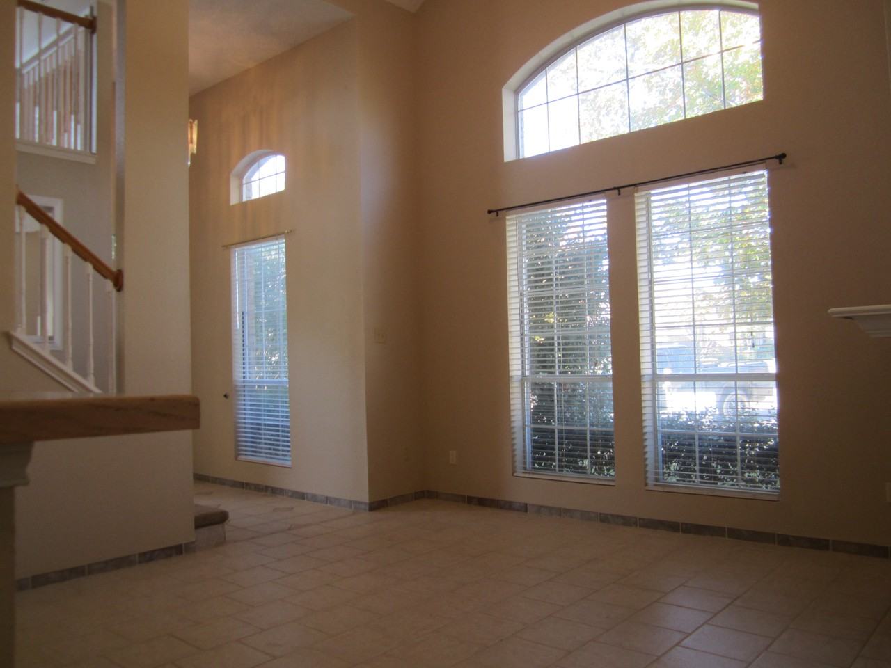 3210 Sara Dr - Photo 3 of 12