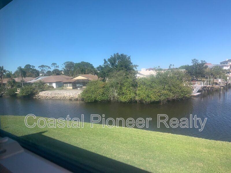 4609 Marine Pkwy #202 - Photo 3 of 21