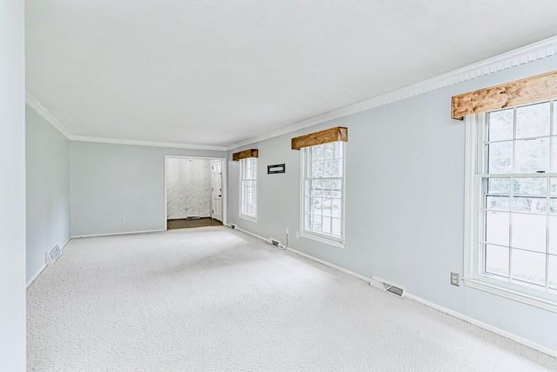 300 Long Forest Cir - Photo 3 of 21