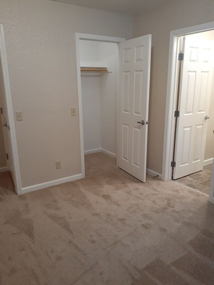 CityPlace Apartments - Photo 4 of 26