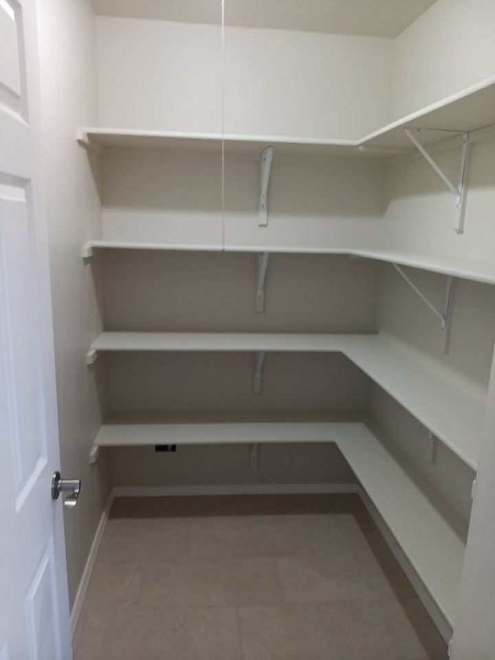 1016 Velarde Rd - Photo 6 of 33