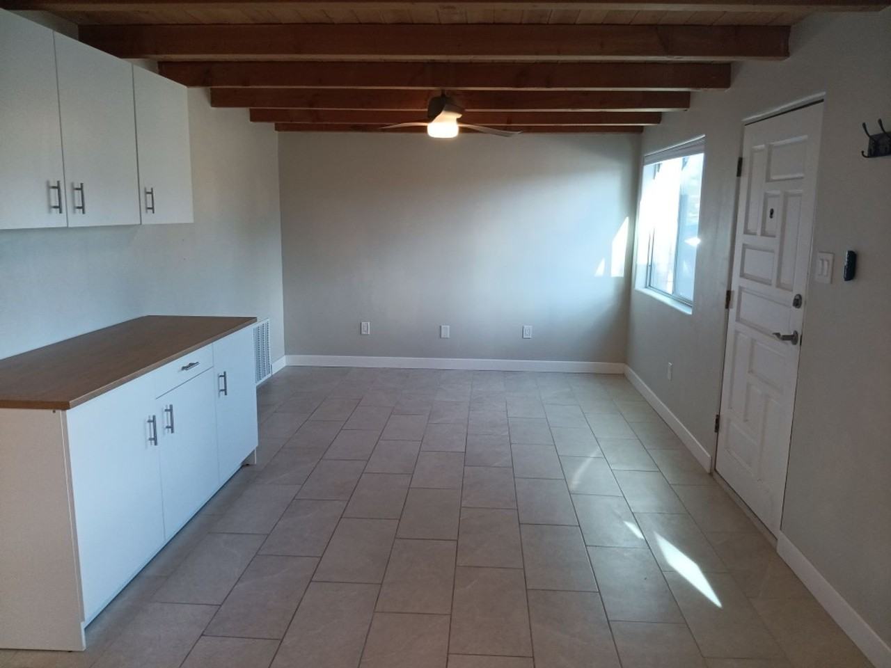 1016 Velarde Rd - Photo 7 of 33