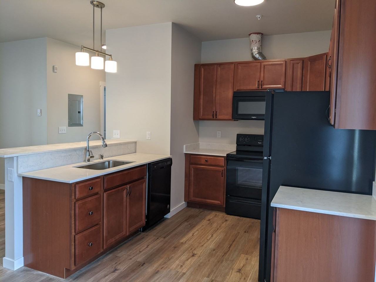 7425 S D St - Photo 4 of 15