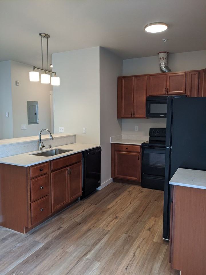 7425 S D St - Photo 5 of 15