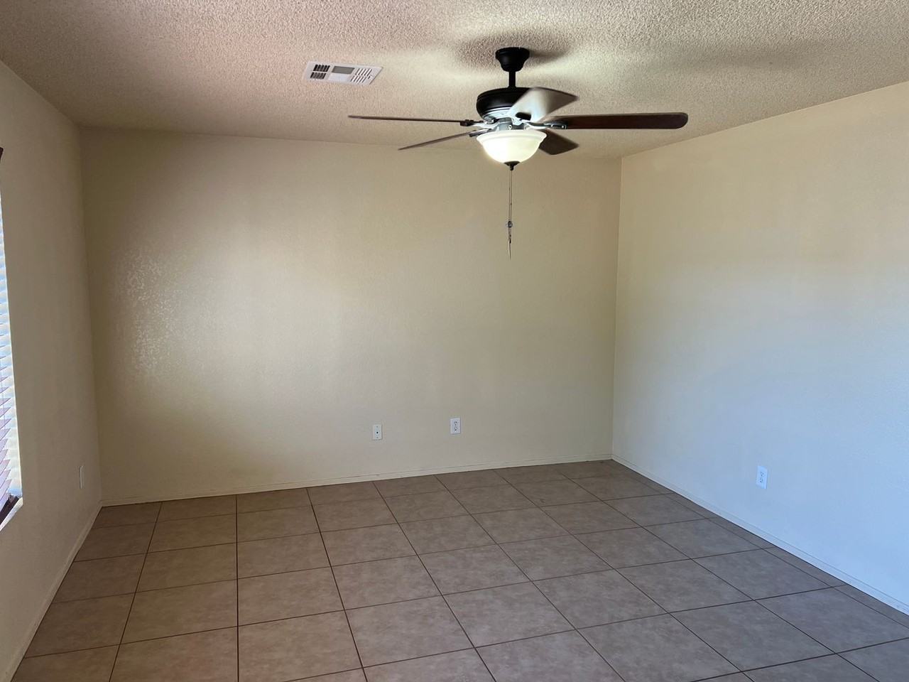 11459 E 26th Pl - Photo 2 of 16