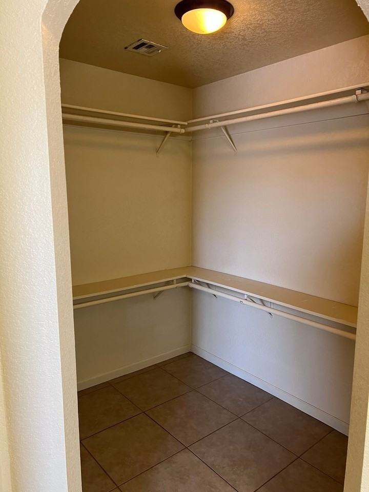 11459 E 26th Pl - Photo 7 of 16