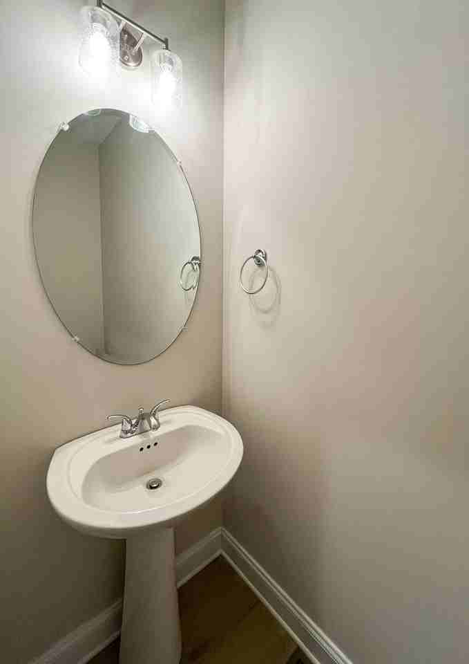1525 Birnam Dr - Photo 6 of 25