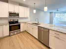 featured image of 1525 Birnam Dr
