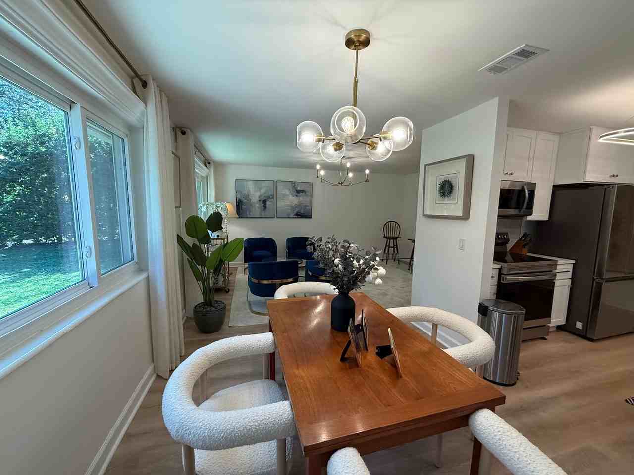 3113 Brandywine Dr - Photo 3 of 13