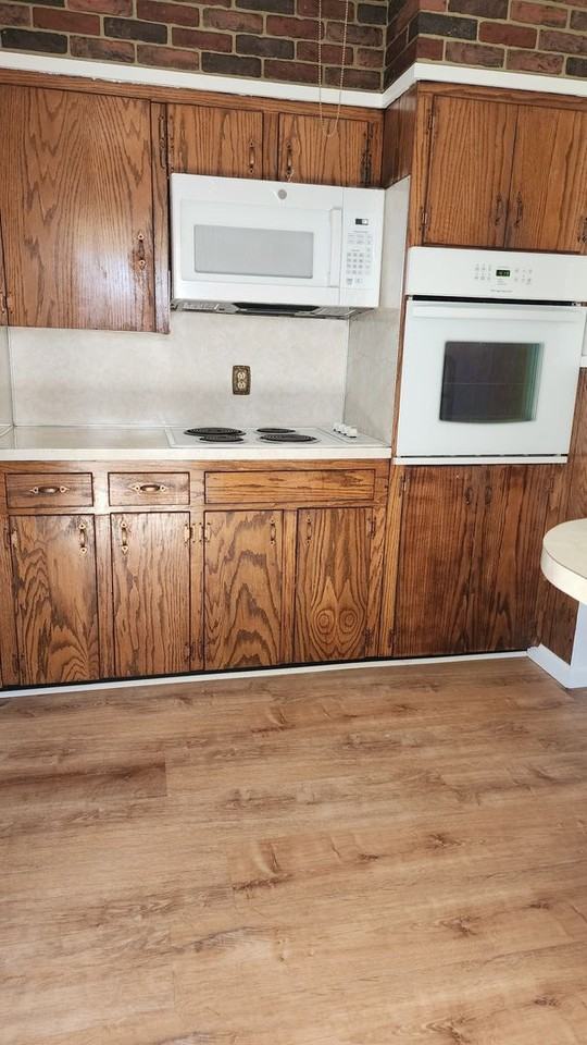 1404 Holiday Pl - Photo 2 of 20