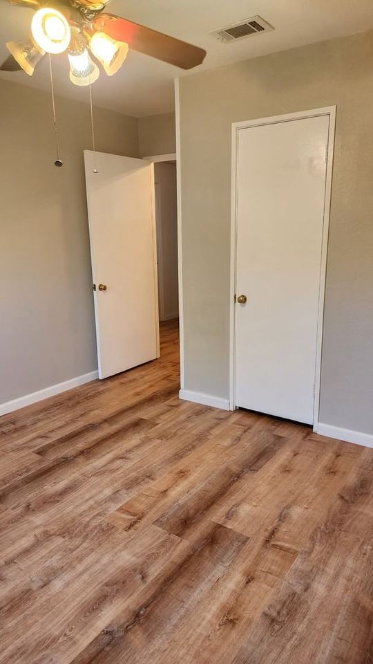 1404 Holiday Pl - Photo 6 of 20