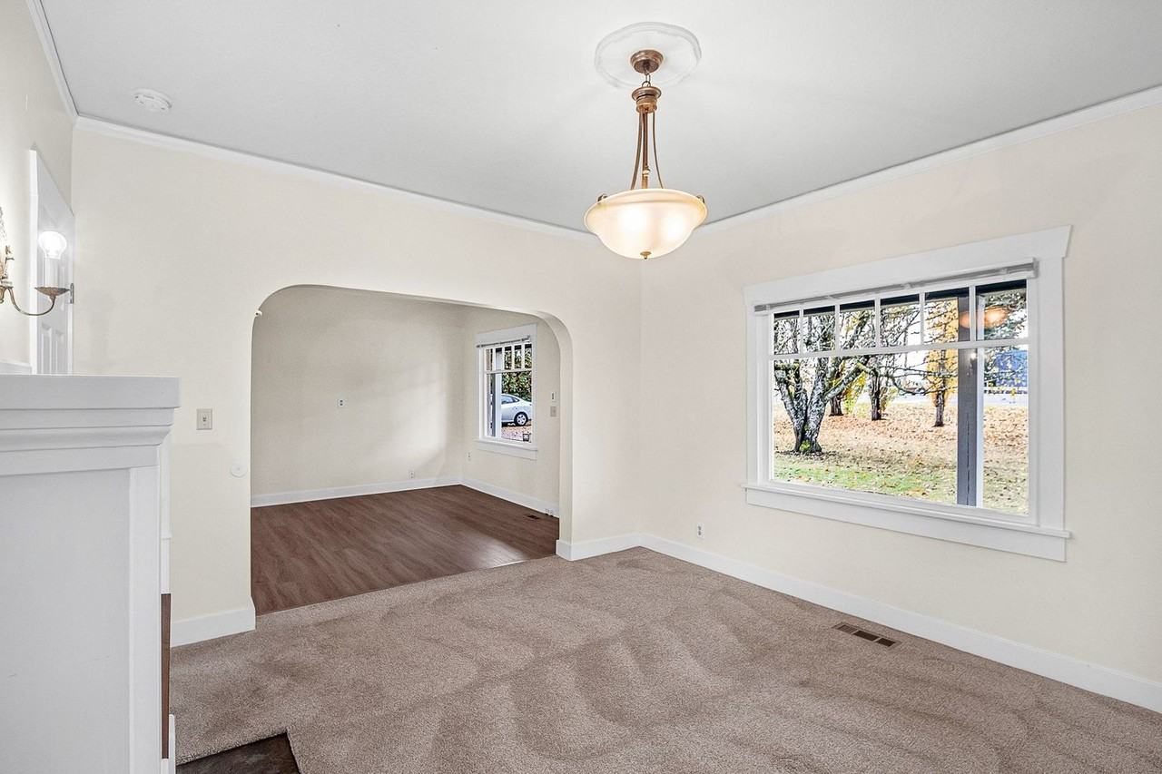 5220 Ne Cornelius Pass Rd - Photo 3 of 31