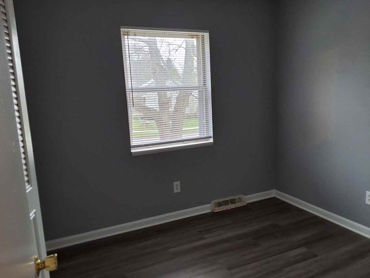 801 Monin Rd - Photo 6 of 15