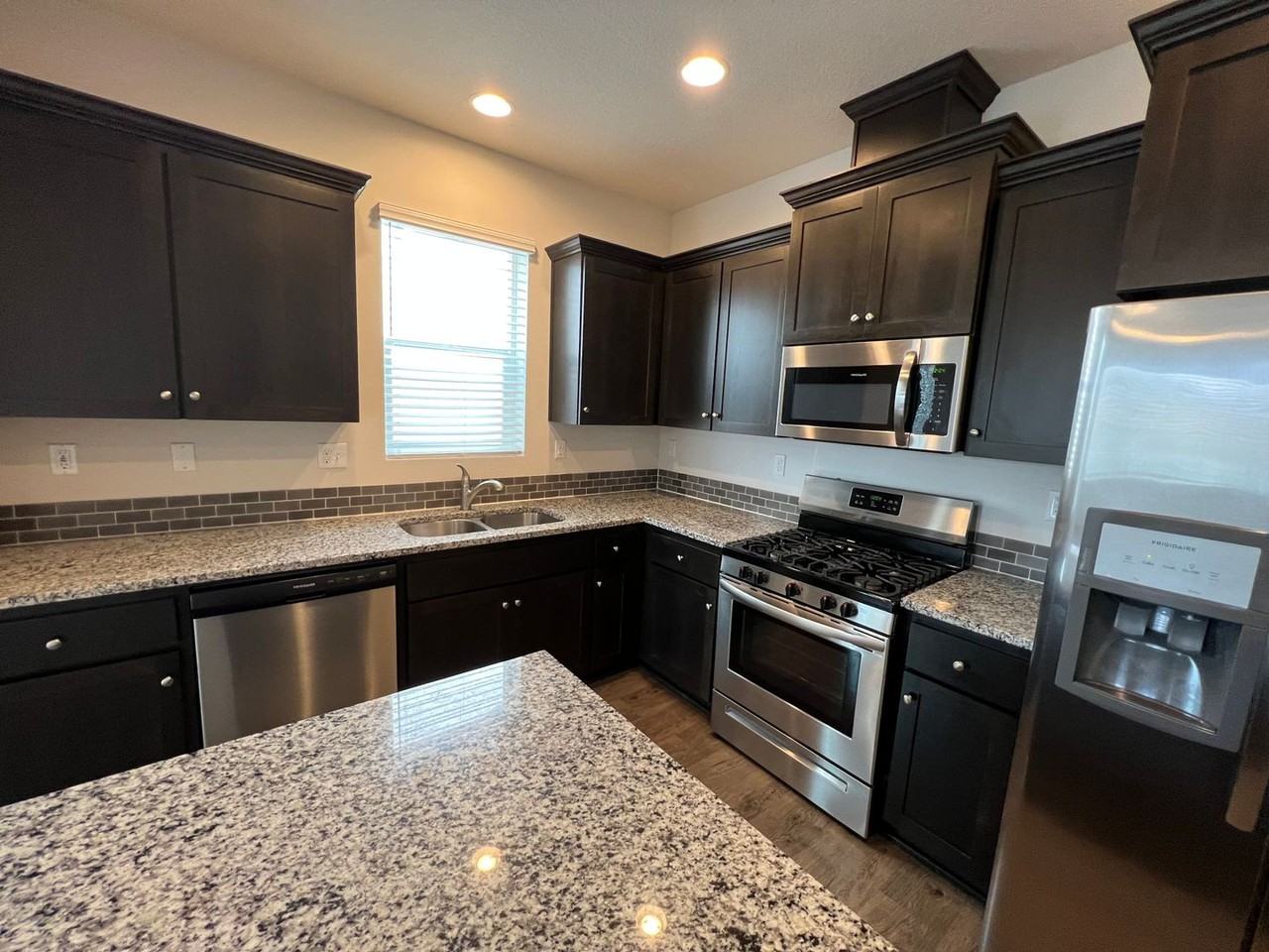 7350 Nw Brugger Rd - Photo 5 of 16