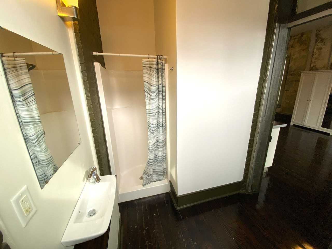 112 S 5th St #201 - Photo 7 of 11