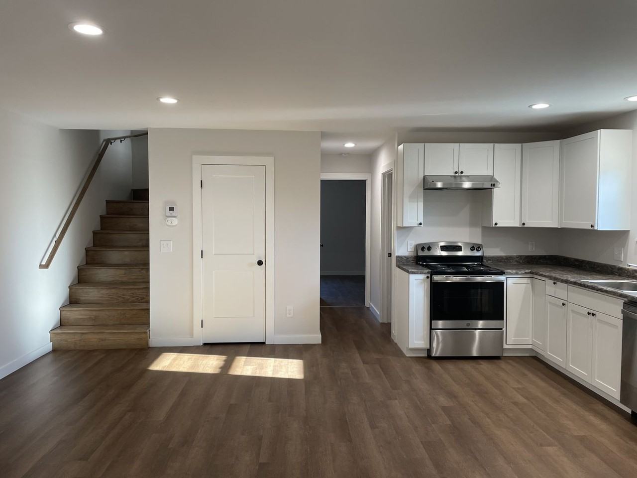 173 Delmar St - Photo 6 of 35