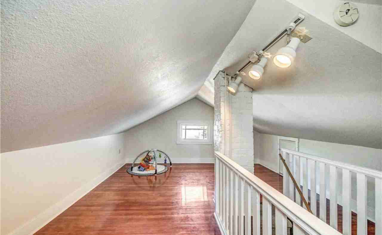 4307 N 25th St - Photo 5 of 7