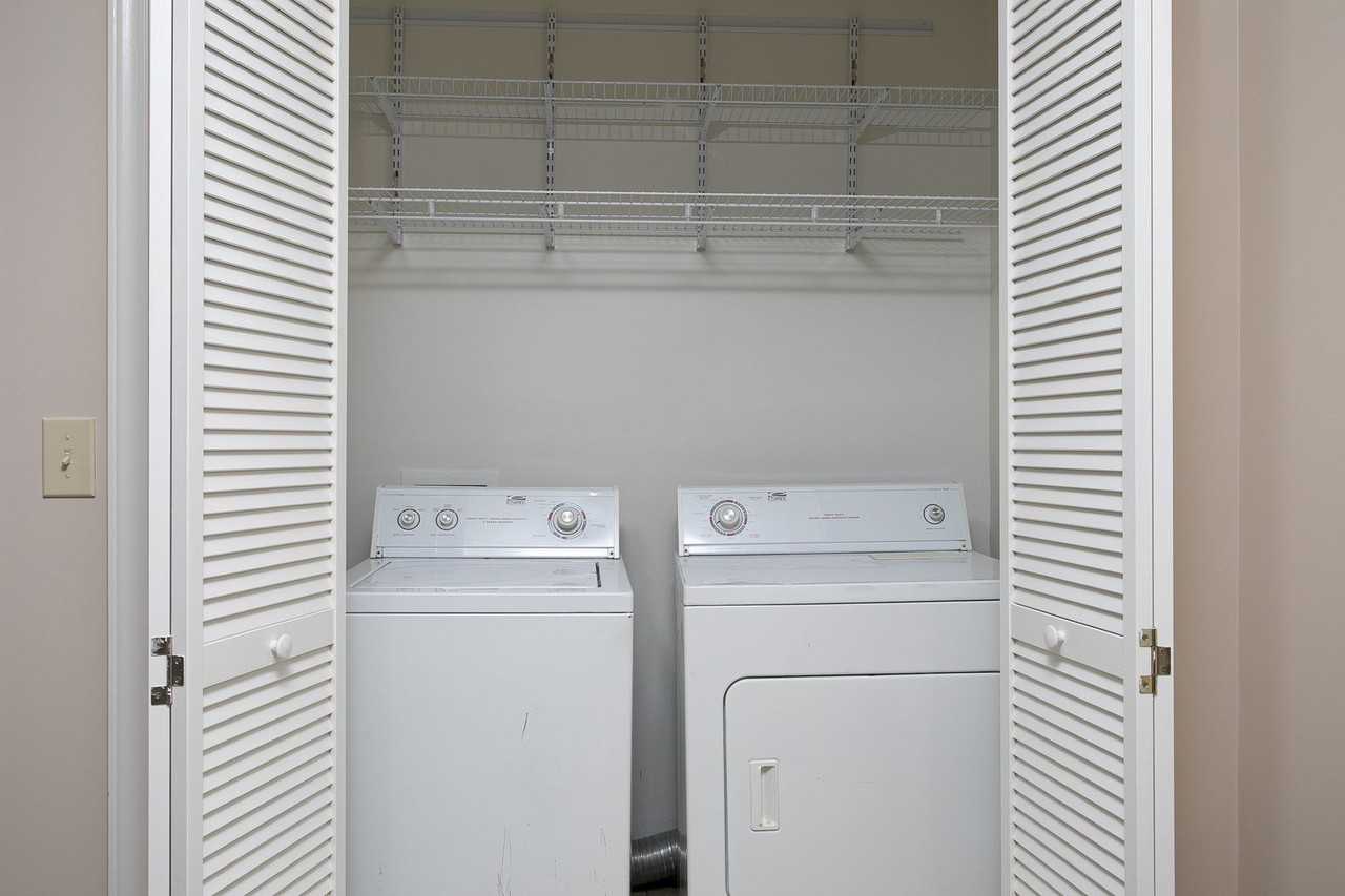 433A Northside Dr - Photo 7 of 23
