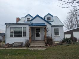 featured image of 1411 Powers Ave