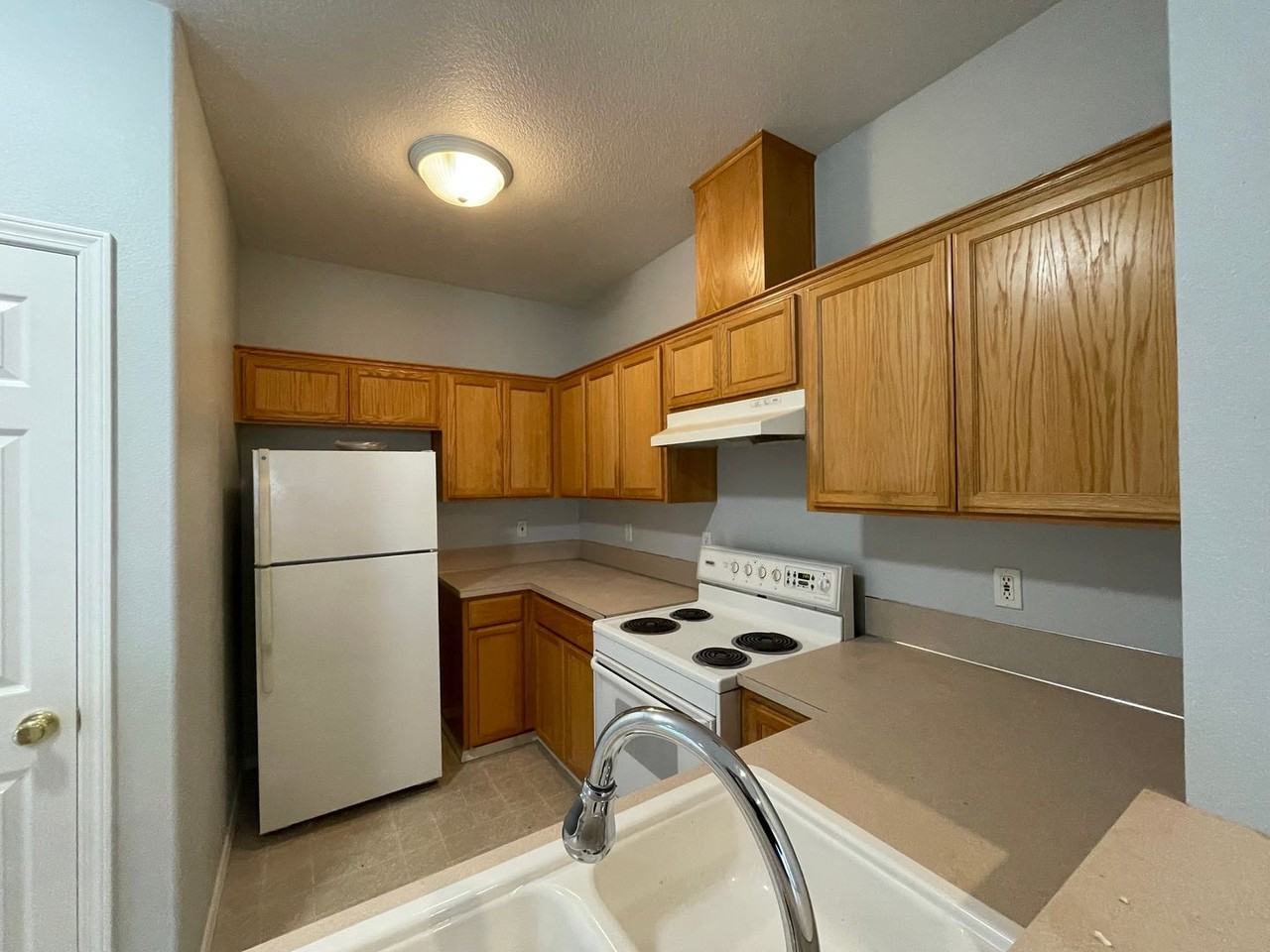 4185 Se Walnut Ct - Photo 3 of 26