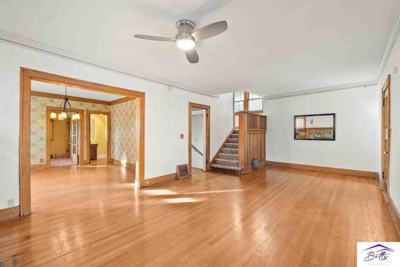 350 N 41st St - Photo 7 of 21