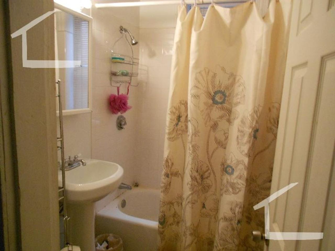883A Huntington Ave - Photo 7 of 13