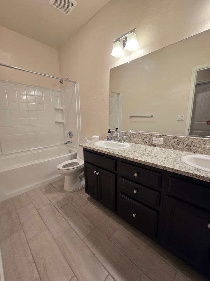2365 W Mallard Ln - Photo 6 of 22