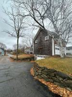 featured image of 33 Washington St