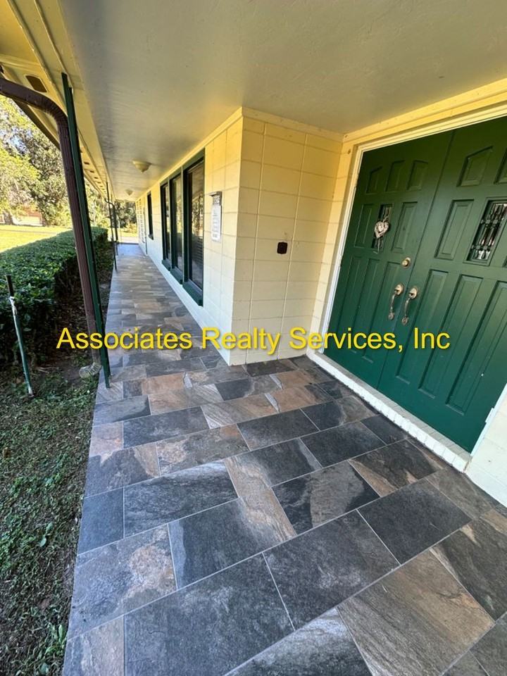 8825 Nw 4th Pl - Photo 7 of 32