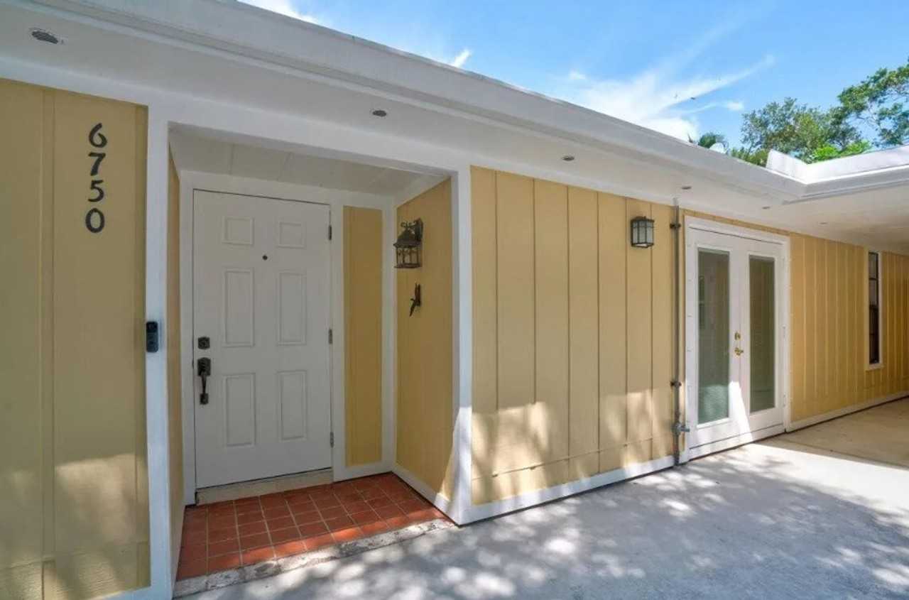 6750 Southwest Gaines Avenue - Photo 4 of 23