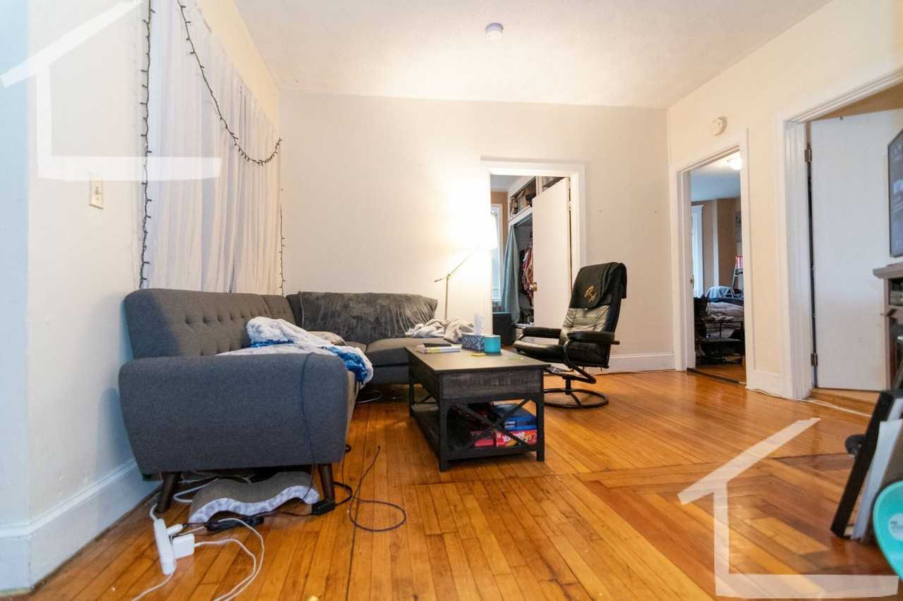 8 Glenville Ave - Photo 2 of 17