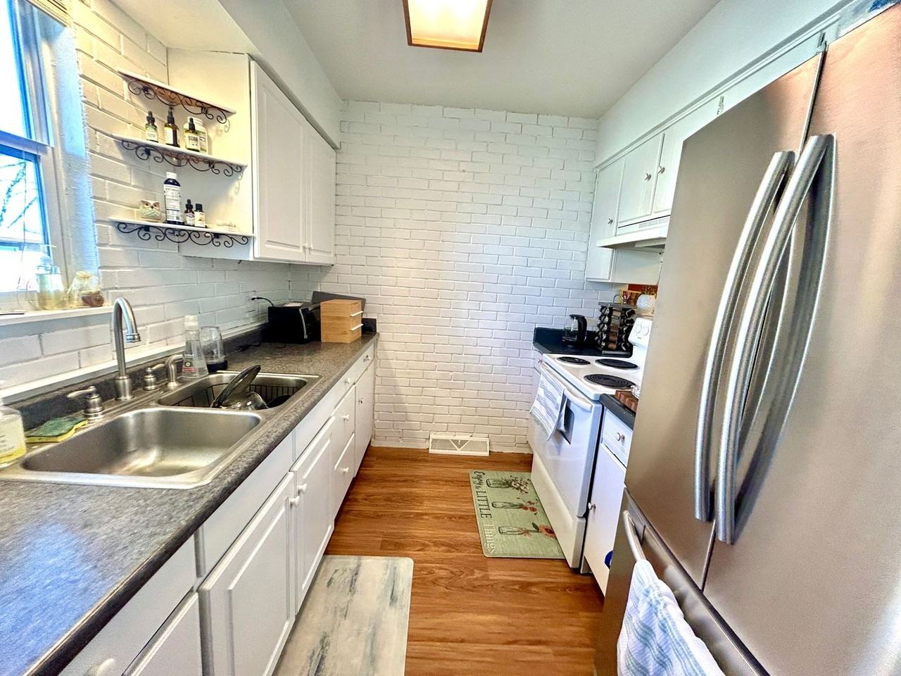 952 Coronado Pkwy S #C - Photo 4 of 19