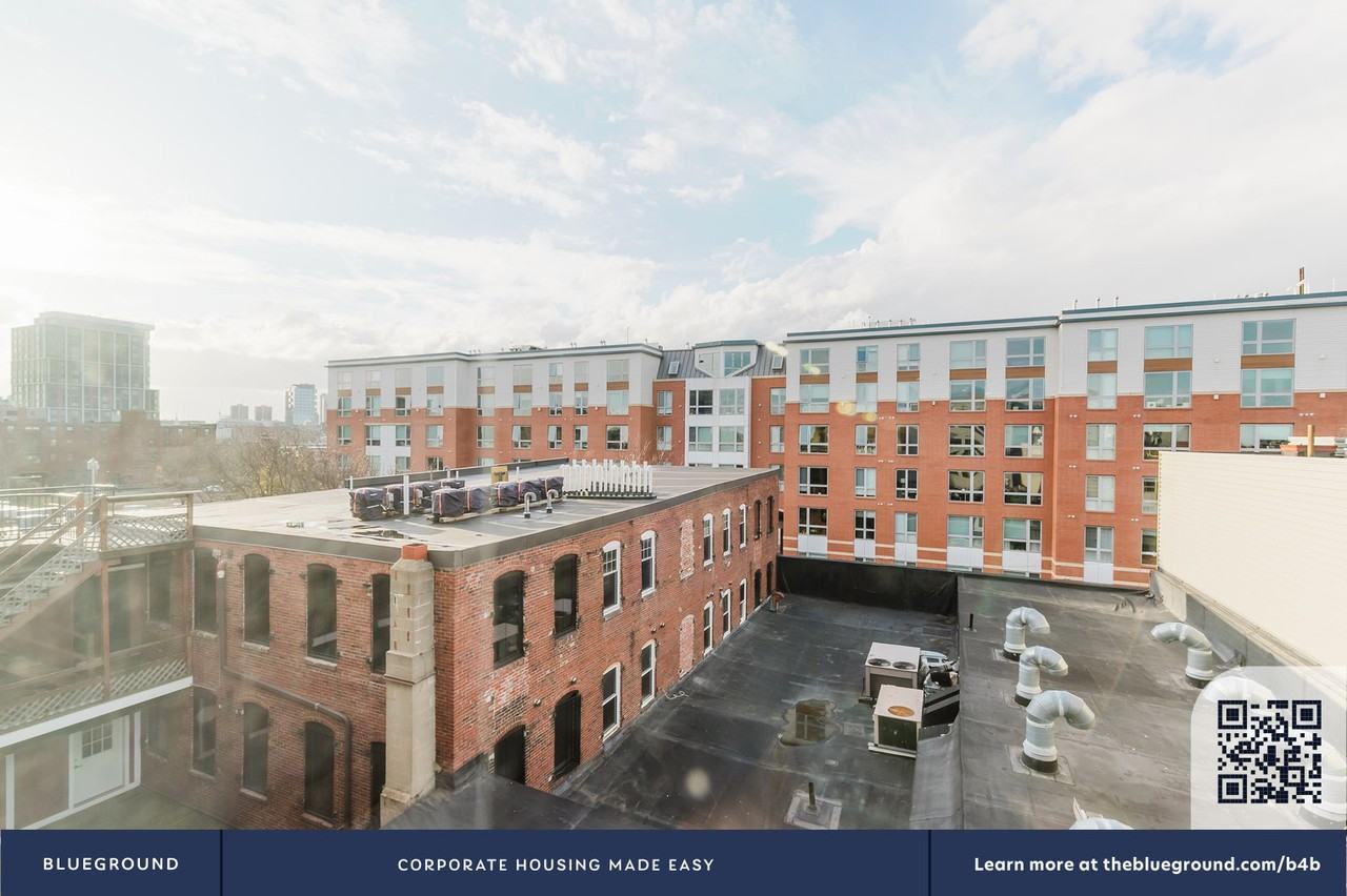 152 Liverpool Street - Photo 6 of 26