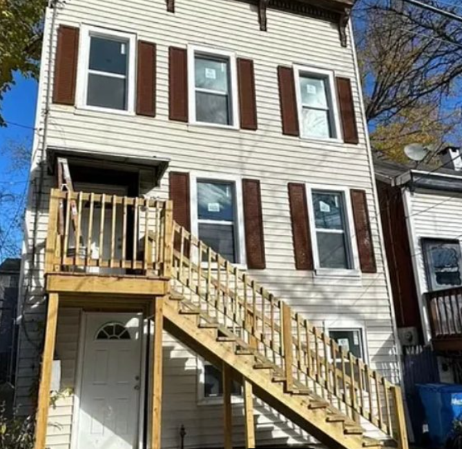 55 Emmett St ##1
