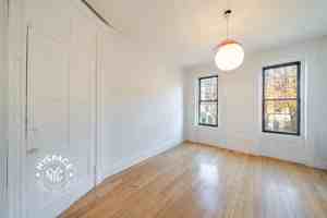 featured image of 1357 Hancock St #2L