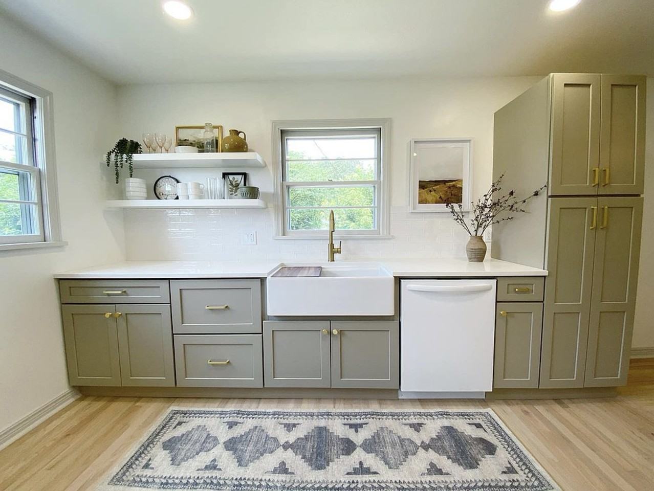 2811 E 15th St #NA - Photo 3 of 18