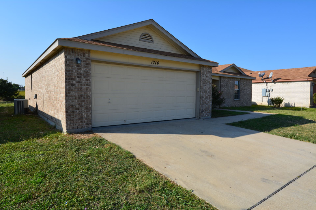 1714 Freedom Loop #NA - Photo 3 of 20
