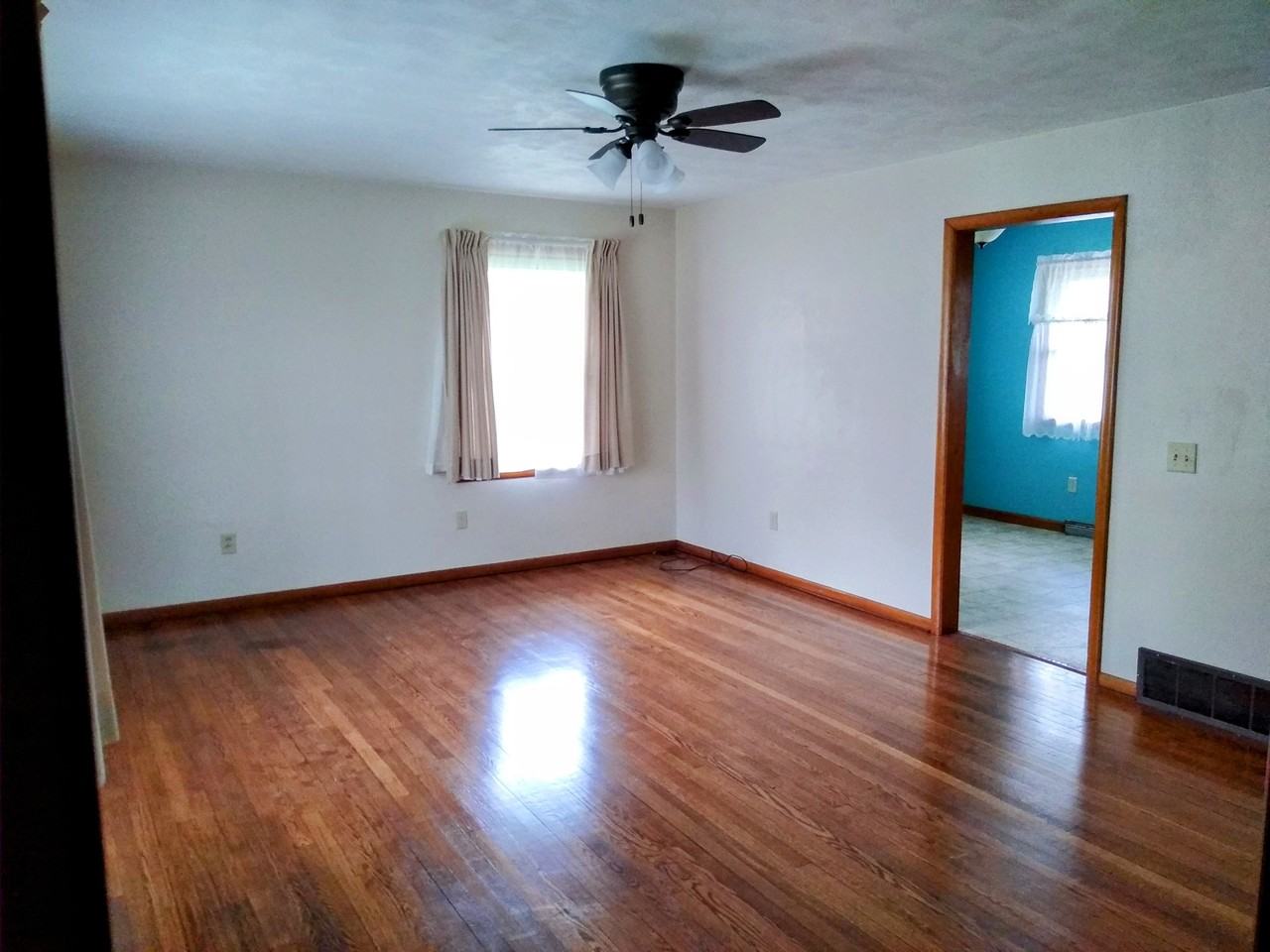 205 S Sherwood Dr #NA - Photo 2 of 13