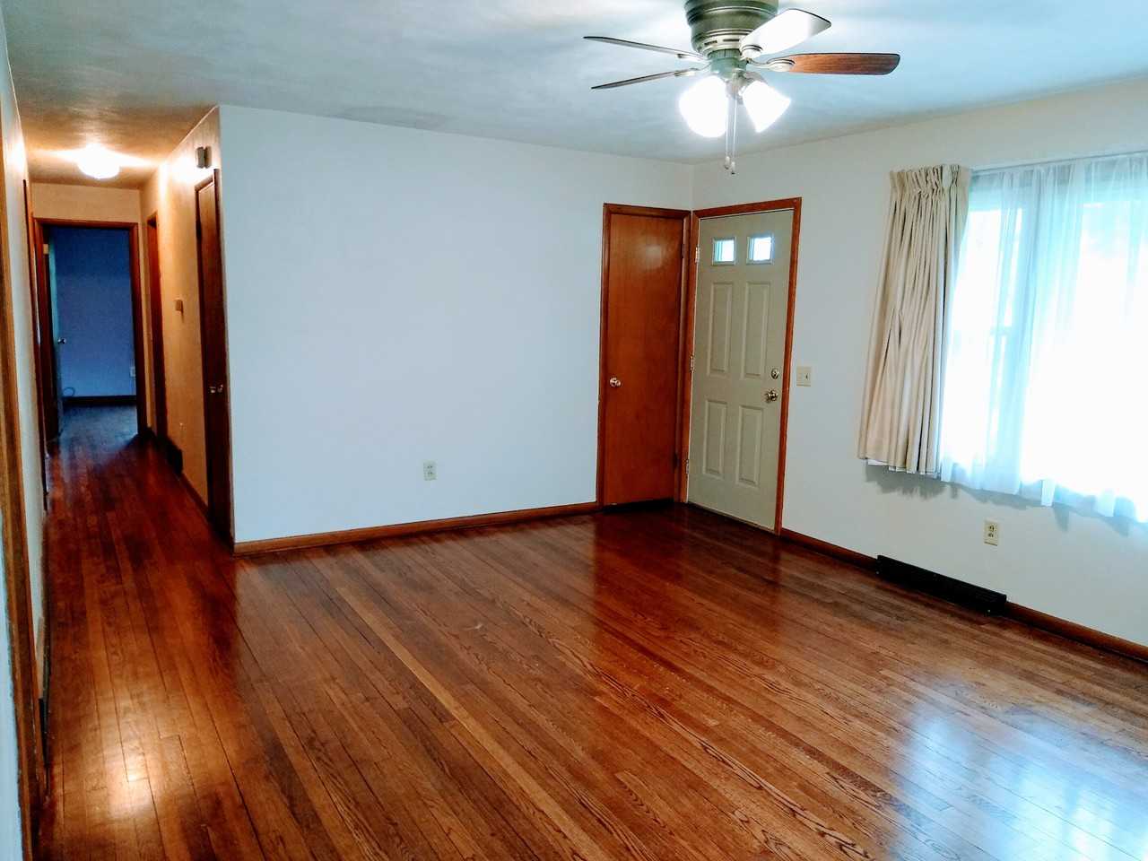 205 S Sherwood Dr #NA - Photo 3 of 13