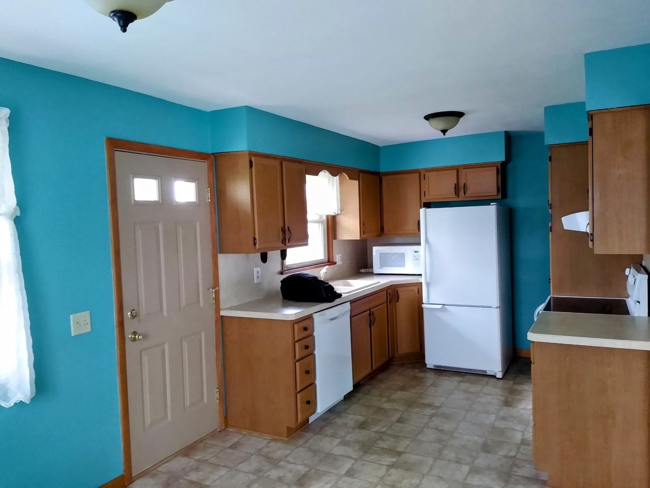 205 S Sherwood Dr #NA - Photo 4 of 13