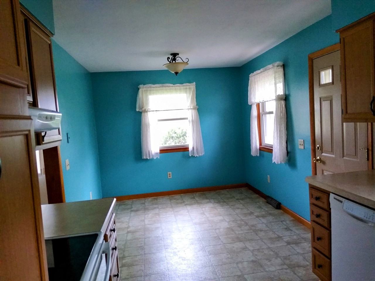 205 S Sherwood Dr #NA - Photo 5 of 13