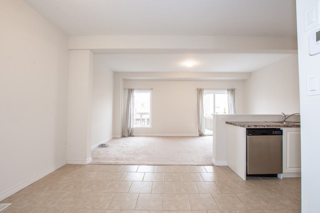 9 Hampton Brook Way - Photo 2 of 34