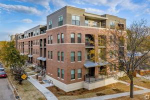 featured image of 144 S Fair Oaks Ave