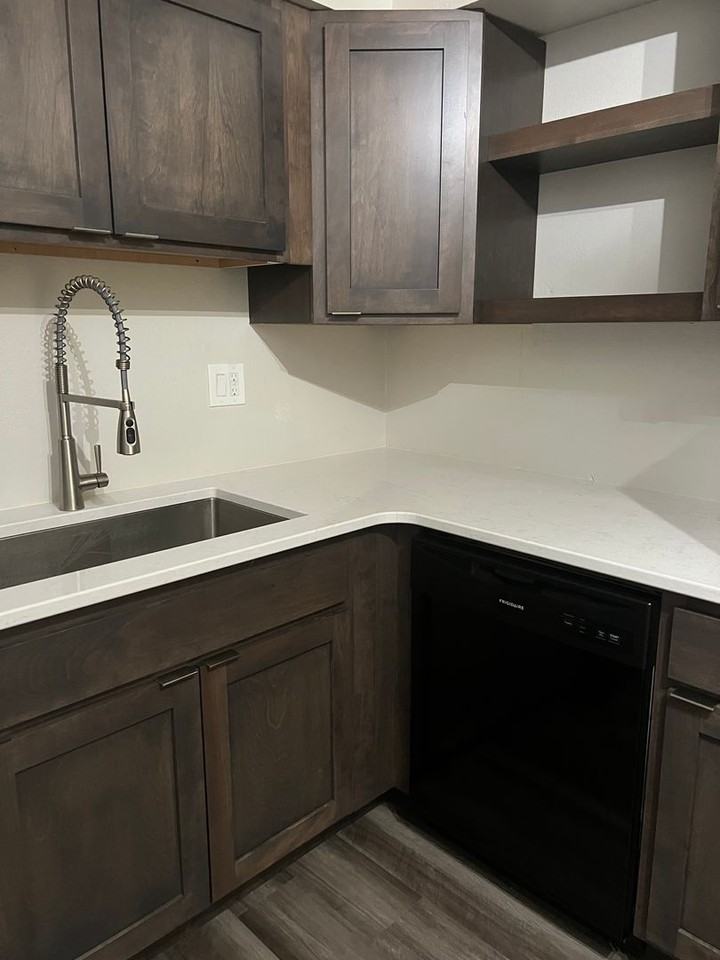 Robinwood - Photo 2 of 17